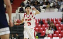 中国篮协：已注意到李沂泽年龄存疑 调查和处理结果将向社会公布 外貌相似引发质疑