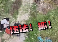 警方無人機追蹤電詐取現(xiàn)車手 犯罪分子線下取現(xiàn)堪比諜戰(zhàn)片