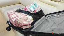 女子取現(xiàn)“買房”被警方勸阻 成功攔截112萬騙局