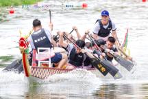 龙舟赛里的绝美水上国风小剧场 国际队伍同台竞技