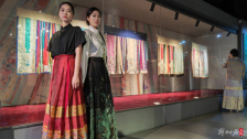 订单年增841%，最美马面裙展来了，并不像马脸却能找到198种中国传统色