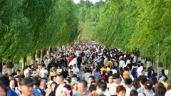 الصين تشهد 230 مليون رحلة سياحية محلية خلال عطلة عيد العمال