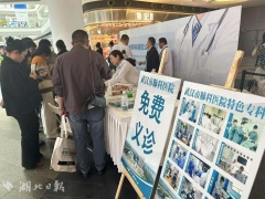 武汉肺科医院呼吸专家将在商圈义诊