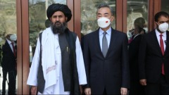 वांग यी ने अफगानिस्तान की अंतरिम सरकार के कार्यवाहक उप प्रधानमंत्री से वार्ता की