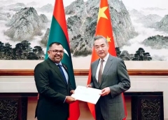 वांग यी ने मालदीव के विदेश मंत्री मूसा जमीर से मुलाकात की
