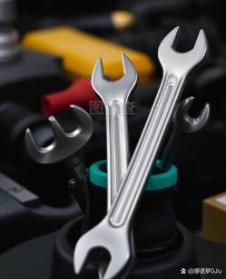 这位美国机械师被中国赠品整红温 意外的诚意