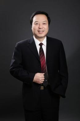 何忠杰
