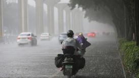 Las fuertes lluvias siguen en el sur y en el este de China
