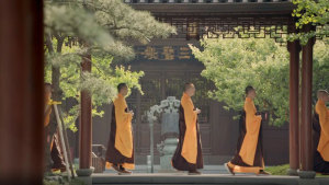 皈依三宝之后也应该尊敬其他宗教
