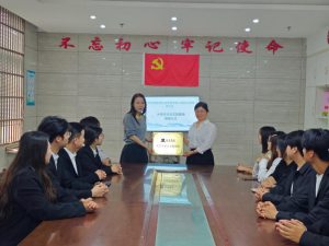 荆州学院智能制造学院联合秘师桥社区共建社会实践基地 探索志愿服务新范式