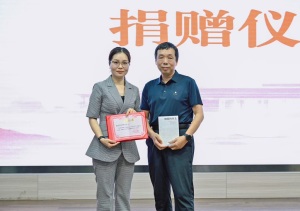 武汉工商学院校友、作家张艳华新书《沸腾的乡土》发布：10年调研500个村庄，探索乡村治理“中国方案”
