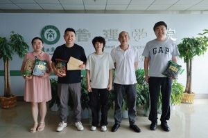 一封跨越千里的感谢信：学生家长重病缺钱救治，学校师生爱心接力点燃希望