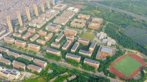 淬炼五气强中枢 五维赋能担使命——武汉纺织大学外经贸学院办公室赋能学校高质量发展