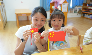 红色润童心 非遗“襄”传承——襄阳汽车职业技术学院开展暑期“三下乡”社会实践