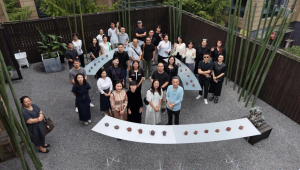 “与时——杨冰紫砂艺术展”在武汉美术文献艺术中心开幕