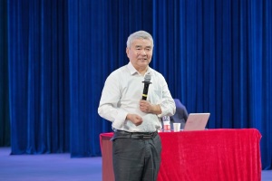 中国工程院院士谭建荣走进武汉工程科技学院 纵论智能机器人发展趋势