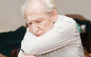 老年痴呆症有哪些症状 人为什么会得老年痴呆症