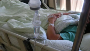 阿姨4小时喝水14斤，因水中毒进了医院