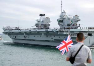 英国军舰昨天穿越台海，蓄谋已久！