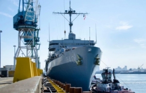 美潜艇支援舰6年来首访日本 日媒炒作“威慑中国”