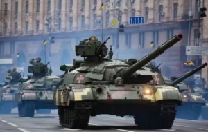 俄T-72与乌T-64坦克大战