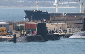 英美核潜艇集中停靠直布罗陀 引发西班牙抗议