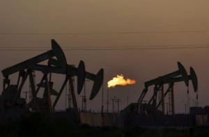 高油价让石油巨头赚取暴利，是去年同期营收的两倍多