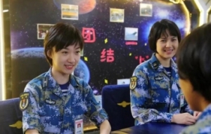 航母上的90后女少校有多帅 上舰资格认证中只用了半个月