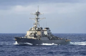 美国导弹驱逐舰擅闯中国西沙领海 南部战区回应