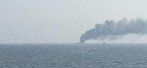 俄军舰起火爆炸 乌方:我们干的 恐引俄军严重报复