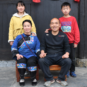 中国故事｜十八洞村的“十年之变”