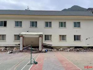 中科院女研究生地震遇难 家属赴灾区 试验站受损严重