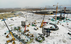 哈尔滨冰雪大世界展开冰建施工