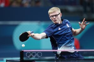 小勒布伦惨遭逆转止步首轮