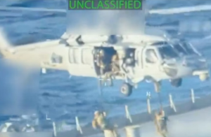 美公布在委內(nèi)瑞拉附近扣押油輪行動畫面