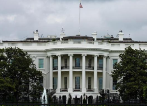 特朗普签署公告 进一步限制外国公民入境美国