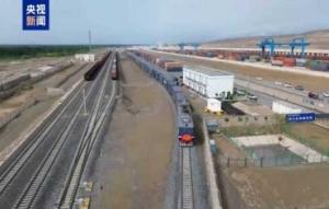 内外需求强劲，中国经济亮眼