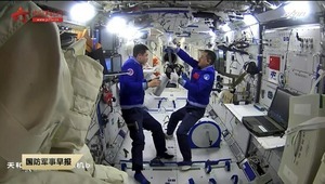 Çinli astronotlar uzayda günlük yaşamlarını nasıl sürdürüyorlar?