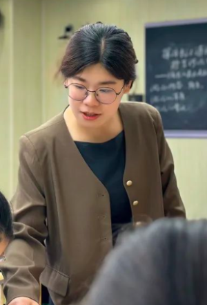 让“中轴魅力”在孩子们之间分享  ——记西藏拉萨北京实验中学课程发展中心主任马潇雅