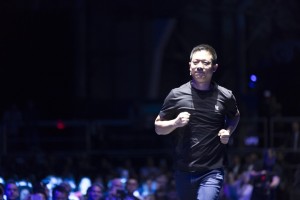 贾跃亭宣布：首批具身智能机器人将于2月4日发布