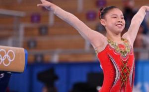 第32金！中国队管晨辰、唐茜靖包揽平衡木金银牌