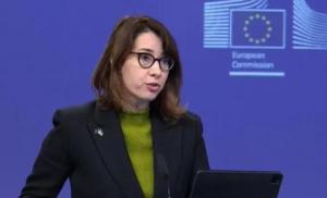 解放军绕台军演，欧盟跳出来了