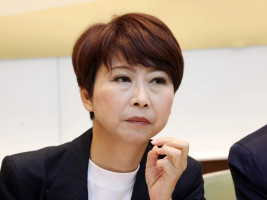 台南市长选举绿营内斗升级 假面政客争议不断