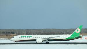 机长副机长驾驶舱内打架 航司回应 调查进行中