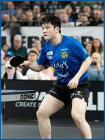 樊振东登上德国乒乓球杂志封面 双喜临门获最佳球员