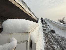气象部门解读北京今年首场降雪为何“分配不均” 西部山前降雪更大