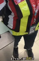 香港一地勤歧视说普通话的乘客 不当言行引发热议