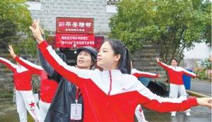 我国有1.2亿人在跳广场舞 科学健身成新风尚