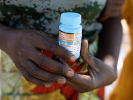 曝美用艾滋药物威胁赞比亚交出采矿权 援助与矿权挂钩