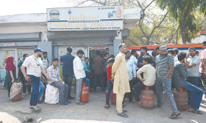 全球经济面临“重大威胁”，多国民生遭受猛烈冲击